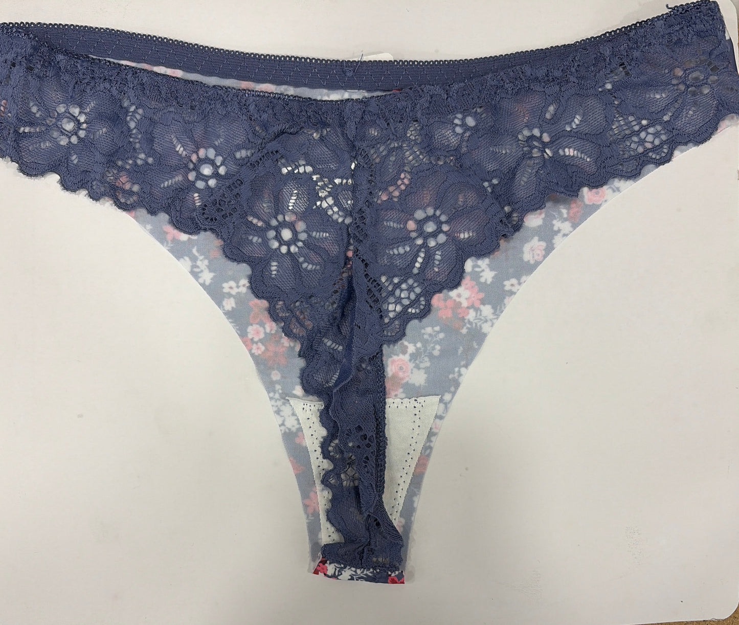 TANGA BRASILEÑA ENCAJE